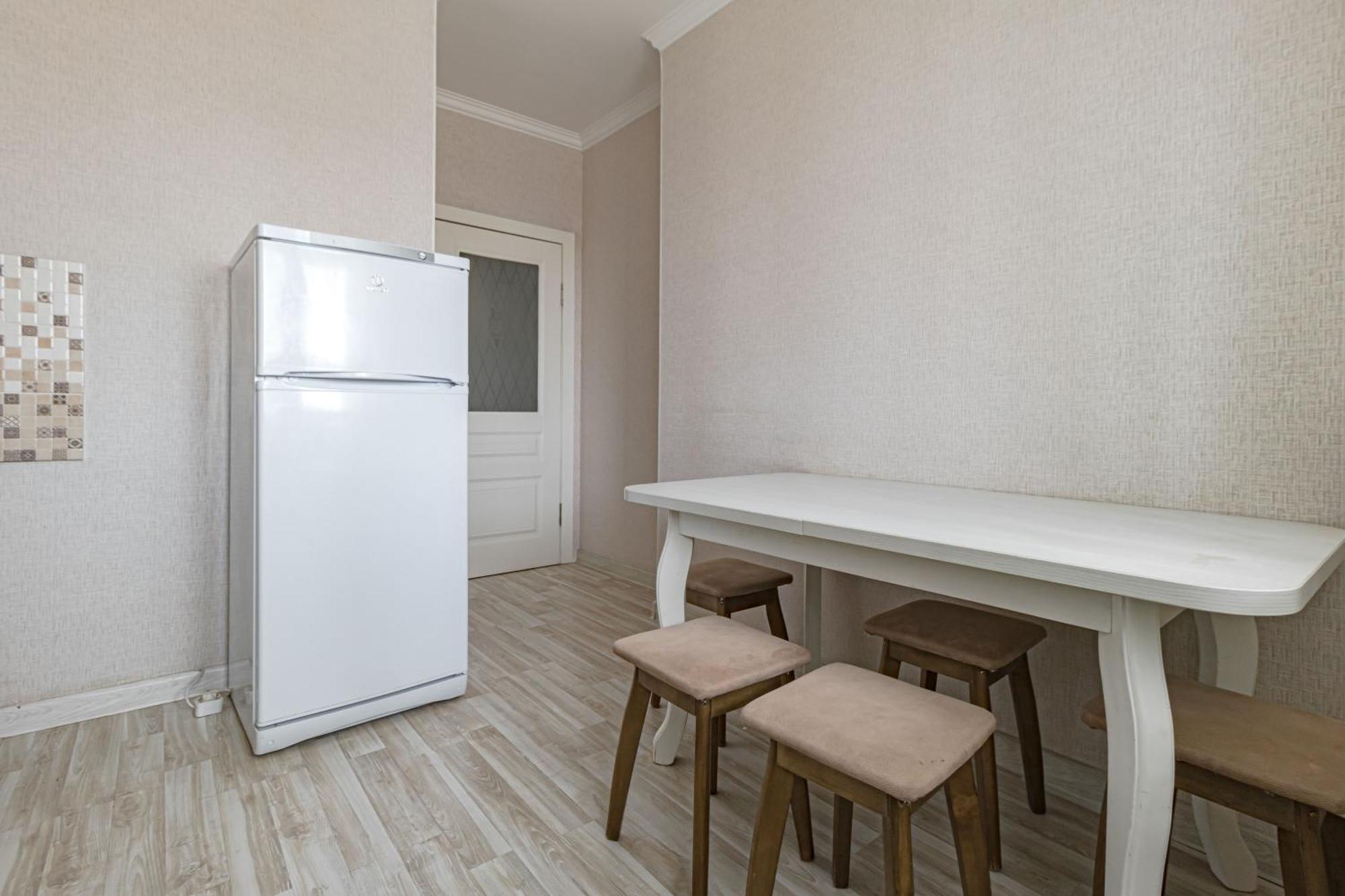 Apartments 7 Я-14 Nur-Sultan  Exterior photo